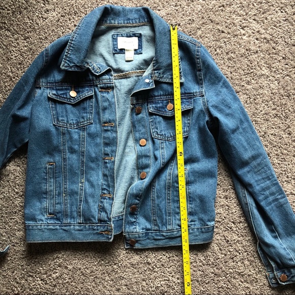 F21 Cropped Jean Jacket - Picture 4 of 4